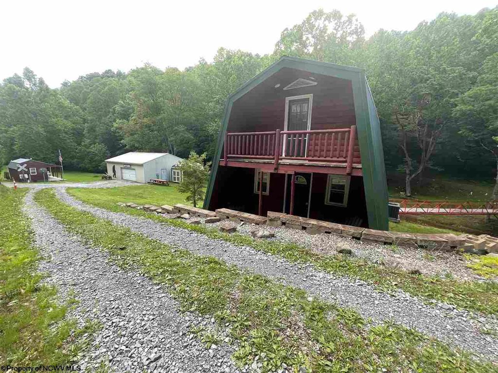 560 Cove Lick Rd, Weston, WV 26452