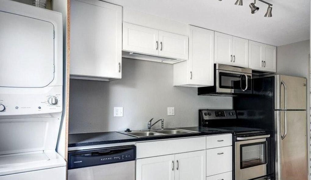 1302 S Coffman St #B, Longmont, CO 80501