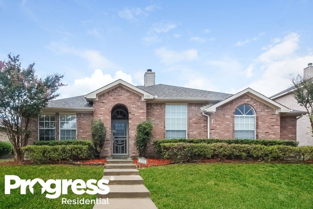 1735 Oneal St, Lancaster, TX 75134