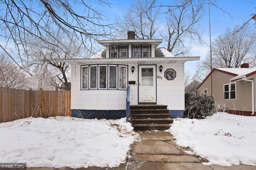 821 8th Ave N, Saint Cloud, MN 56303 3 Bed, 2 Bath SingleFamily Home