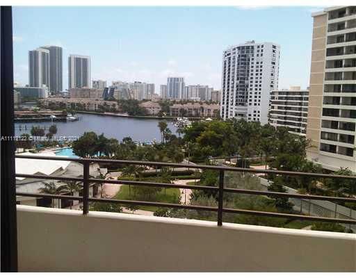 600 Three Islands Blvd #719, Hallandale Beach, FL 33009