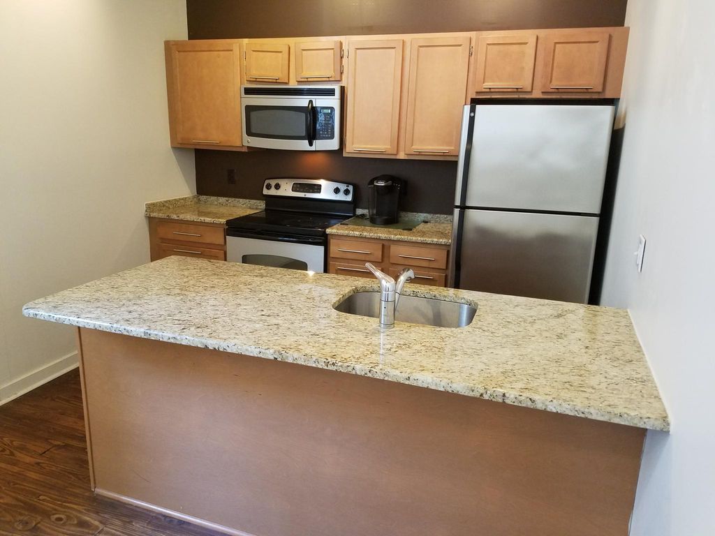 1510 Chestnut St #303, Philadelphia, PA 19102