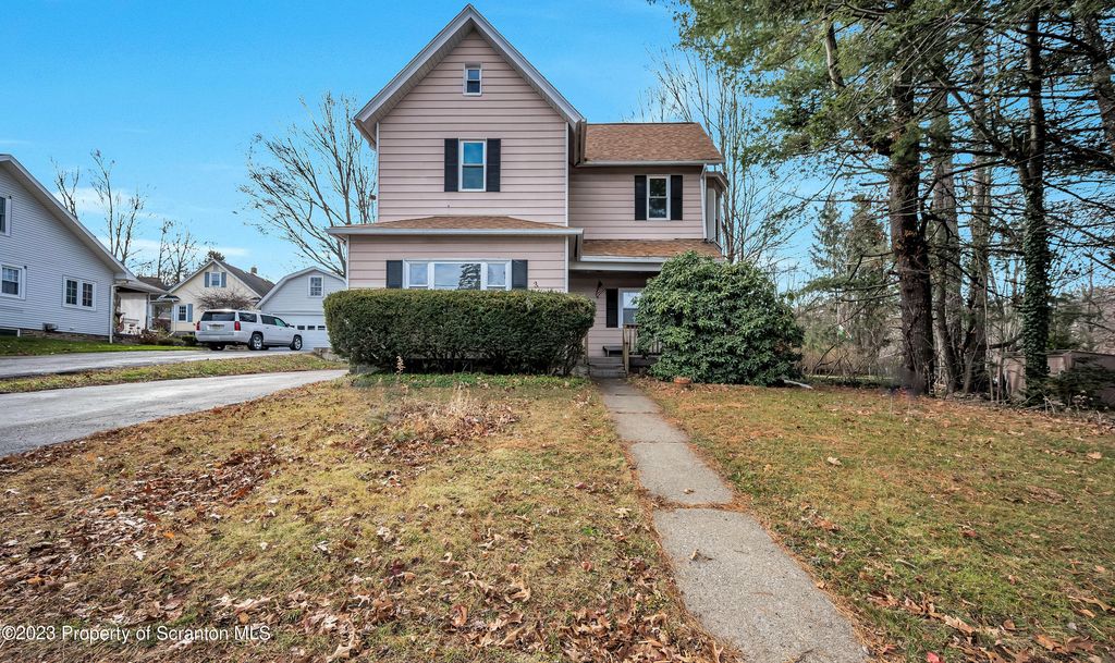 332 Bedford St, Clarks Summit, PA 18411