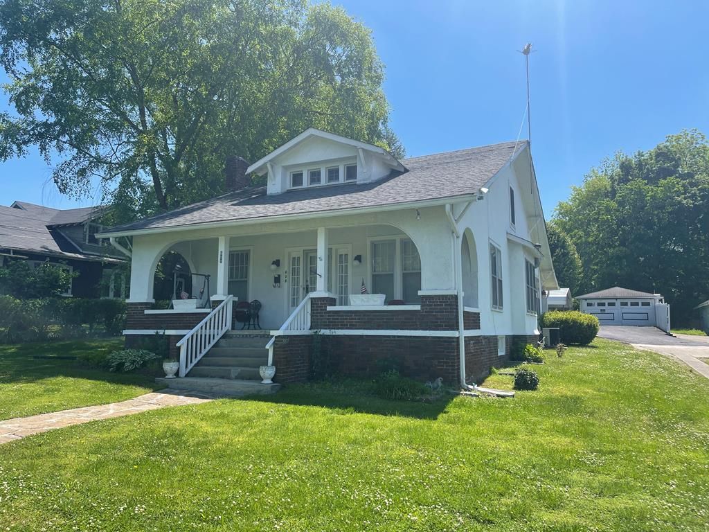 608 N Race St, Glasgow, KY 42141 | Trulia