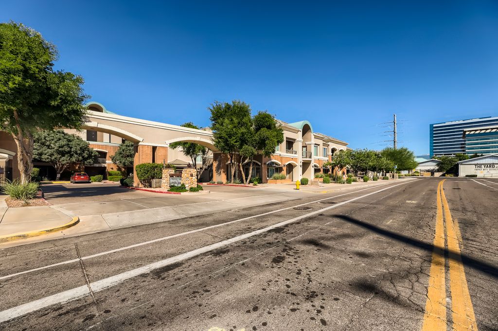 420 W 1st St #323, Tempe, AZ 85281