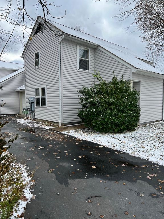 7762 Worthington Galena Rd, Worthington, OH 43085