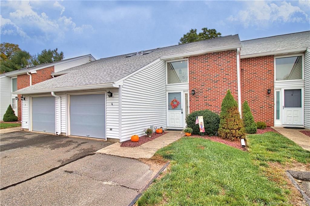 705 Lake Ave #6, Bristol, CT 06010