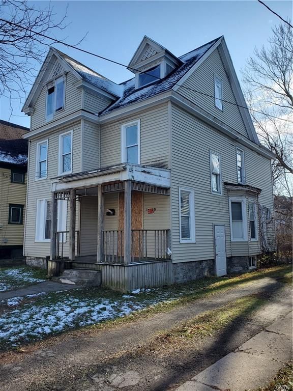 112 Elk St, Syracuse, NY 13205
