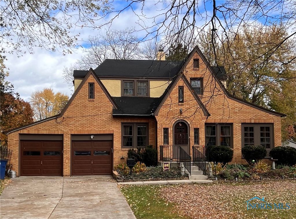 801 Hickory St, Perrysburg, OH 43551 MLS 6108705 Trulia