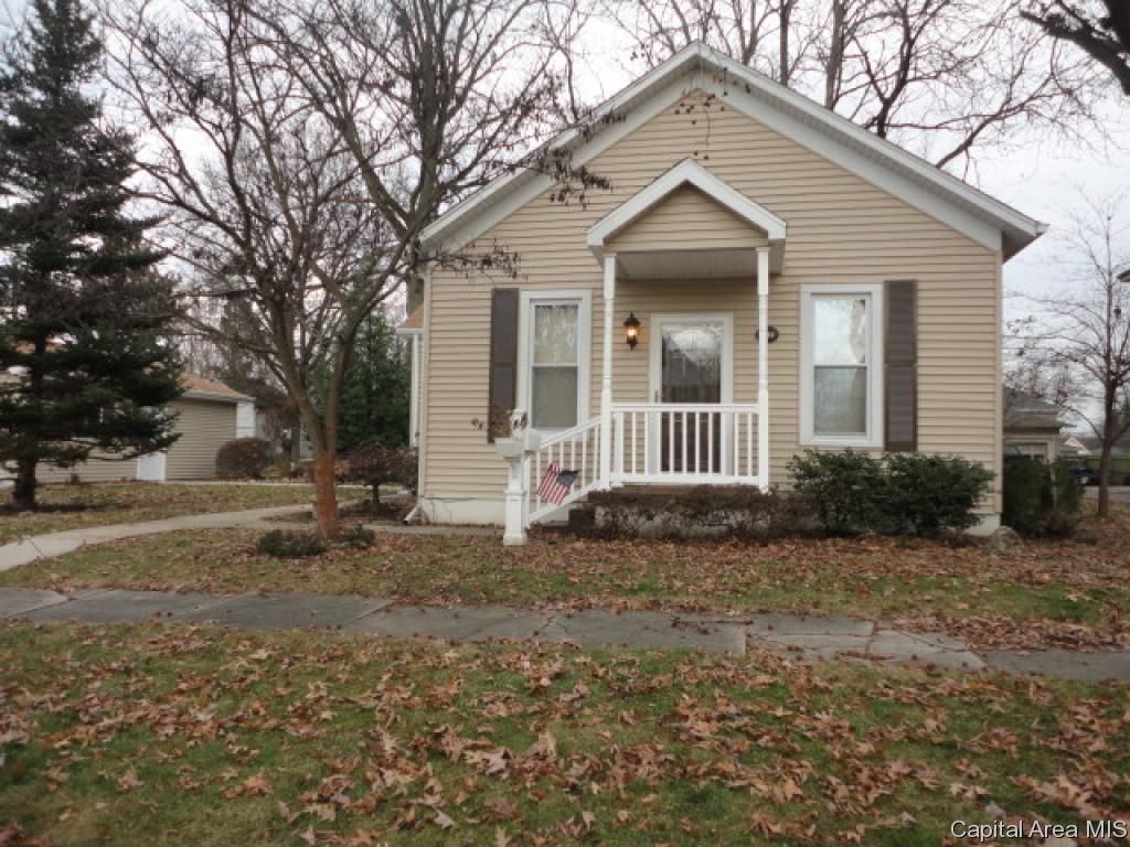 414 S Clay St, Taylorville, IL 62568 Trulia