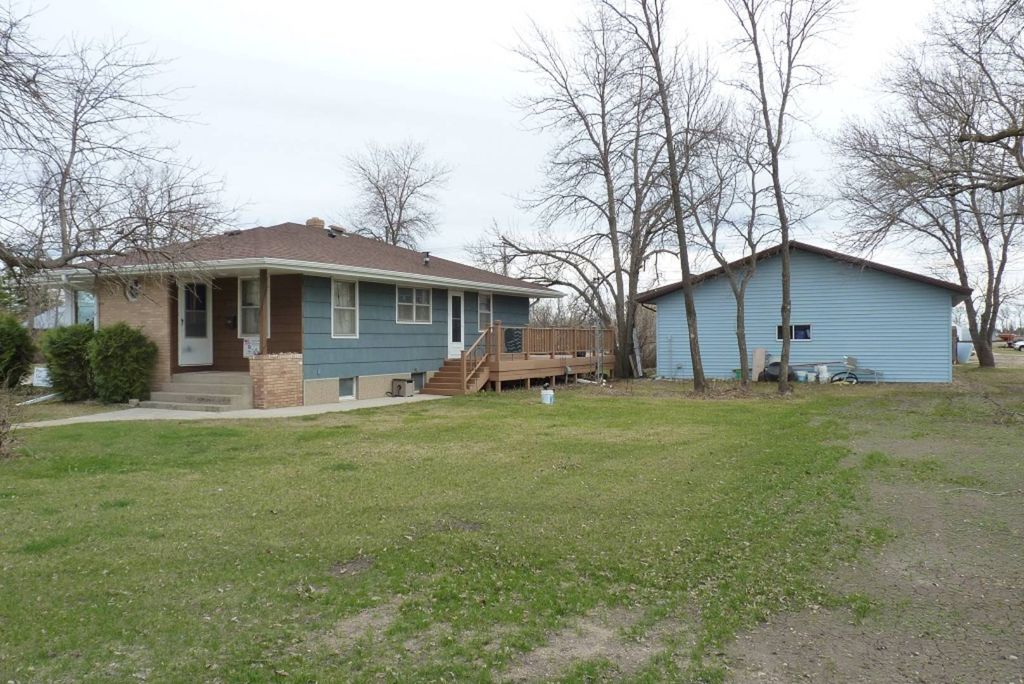 1101 1st Ave N, New Rockford, ND 58356