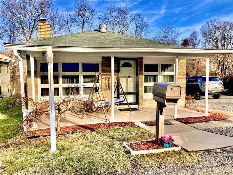 128 Neal St, Ford City, PA 16226