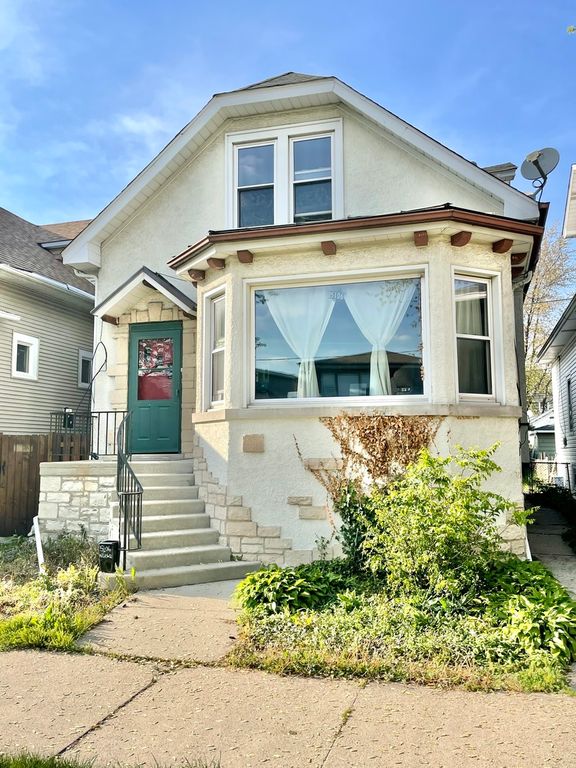 5106 W Grace St, Chicago, IL 60641