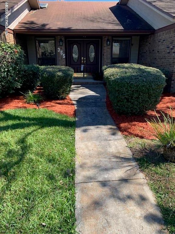 355 Perthshire Dr, Orange Park, FL 32073