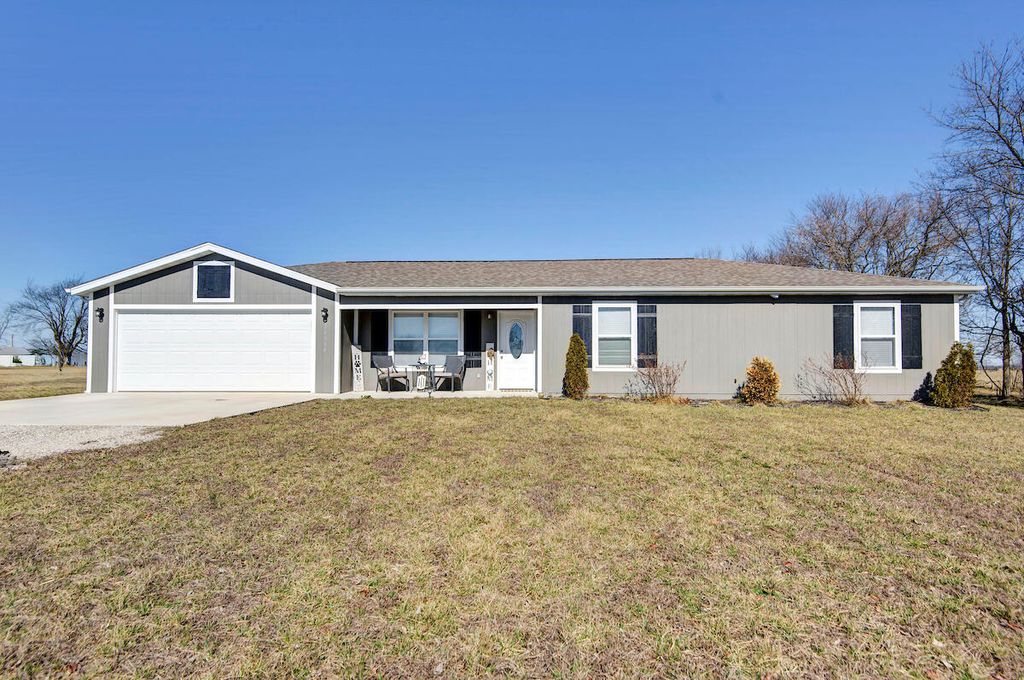 24084 Lawrence 2177, Marionville, MO 65705