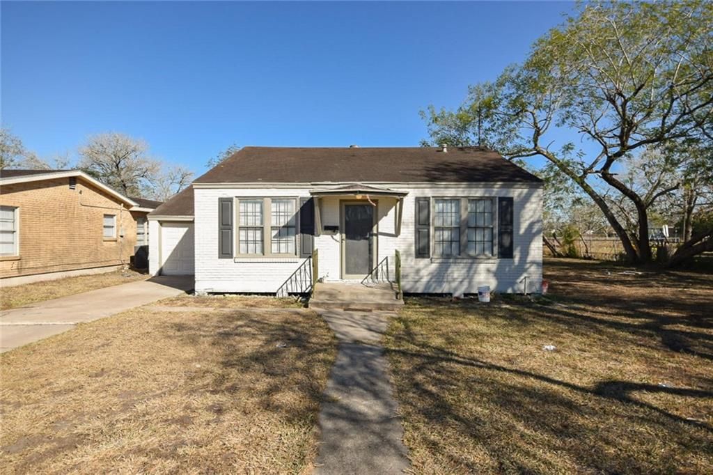 609 E Main St, TX 78343 Trulia