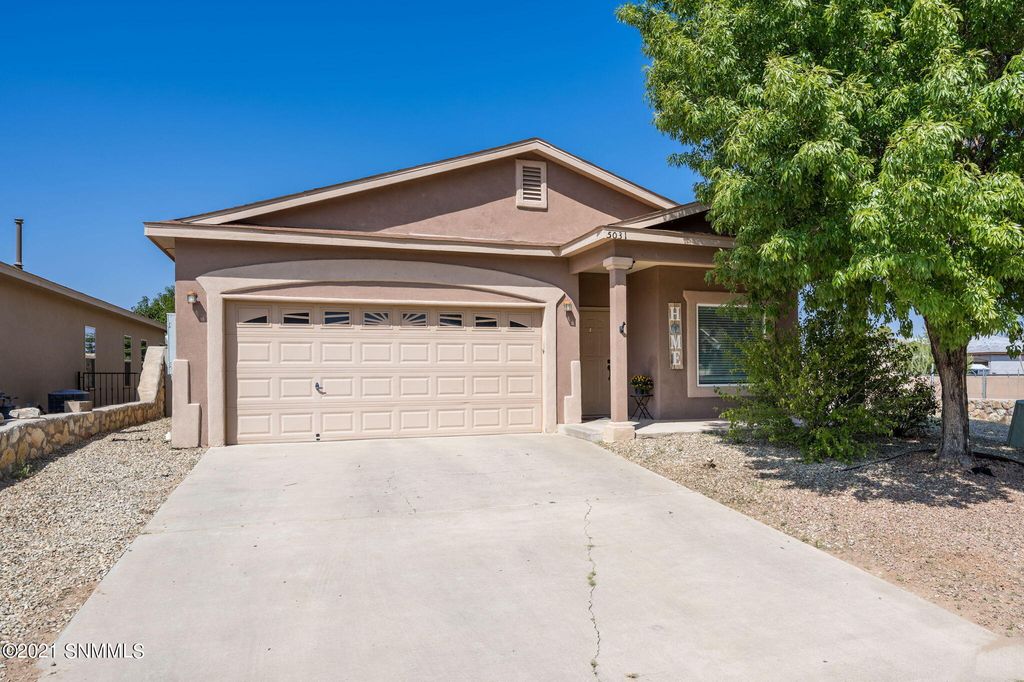 5031 Kensington Way, Las Cruces, NM 88012