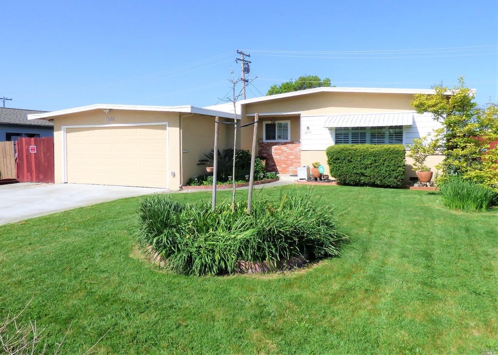 1655 Dover Avenue, Fairfield, CA 94533