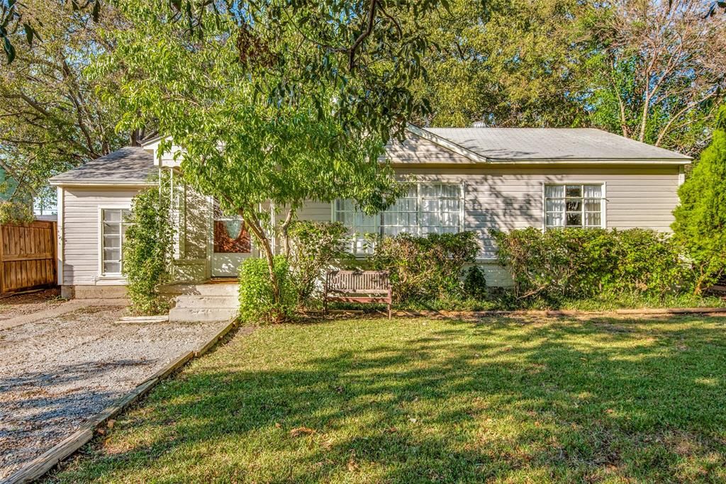 11731 Lippitt Ave, Dallas, TX 75218