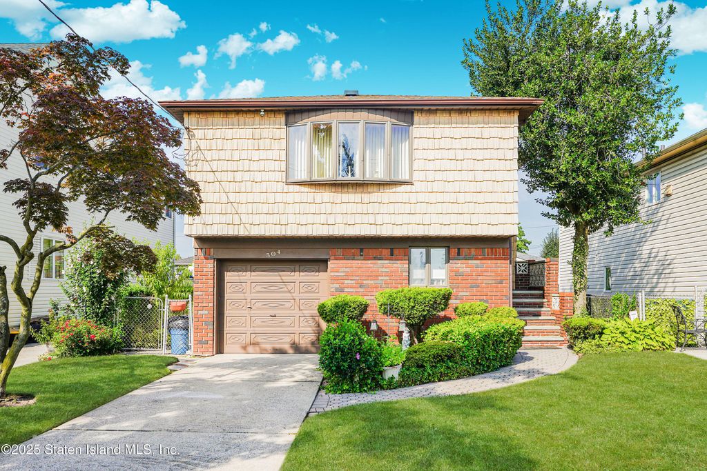 504 Huguenot Ave, Staten Island, NY 10312 MLS# 2504445 Trulia