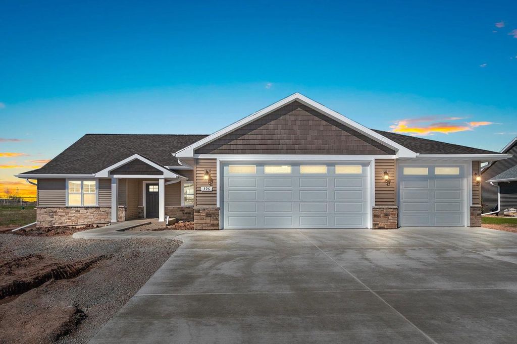 396 BATTERY AVENUE, De Pere, WI 54115