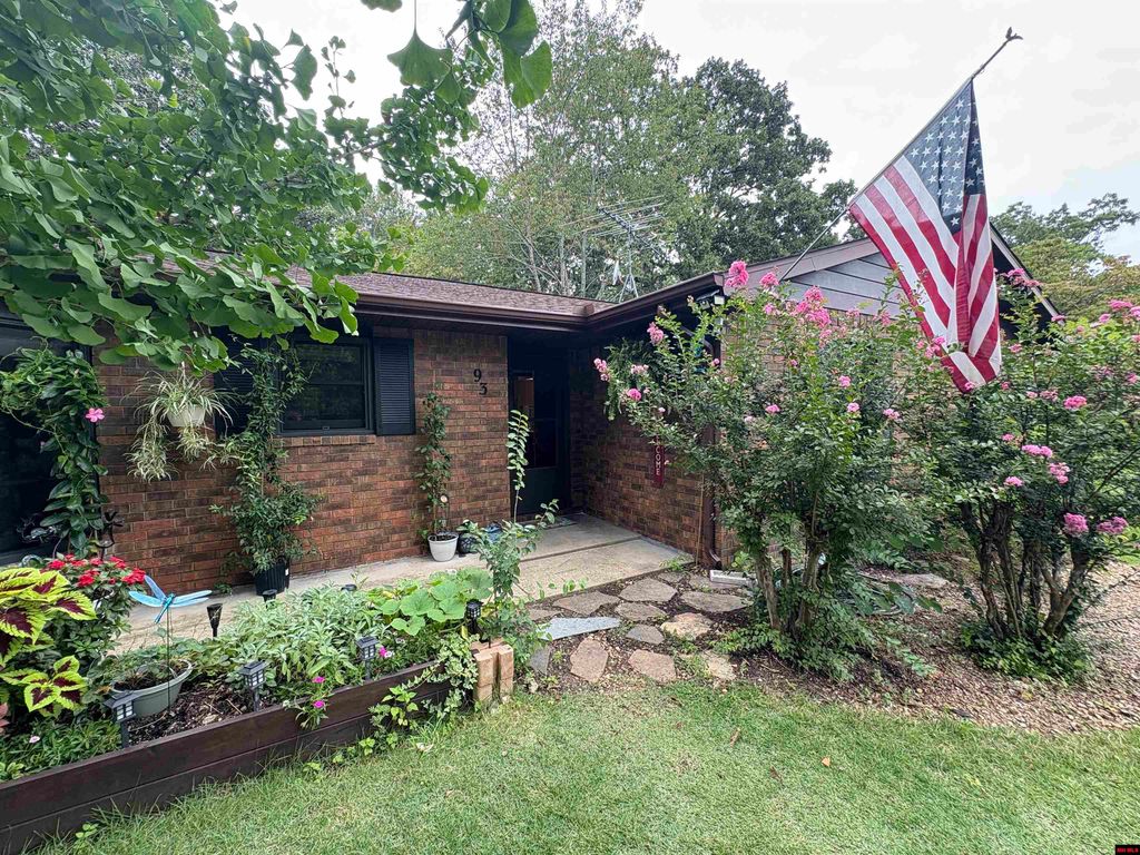 93 Partridge Dr, Mountain Home, AR 72653