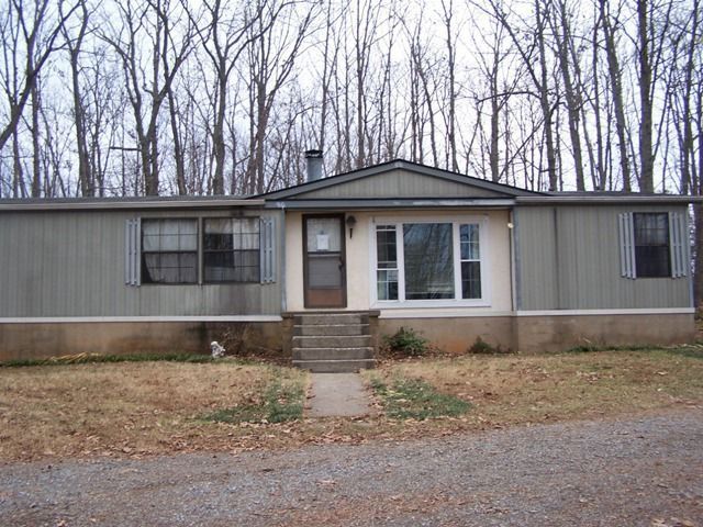 1528 Bethany Rd, Rustburg, VA 24588