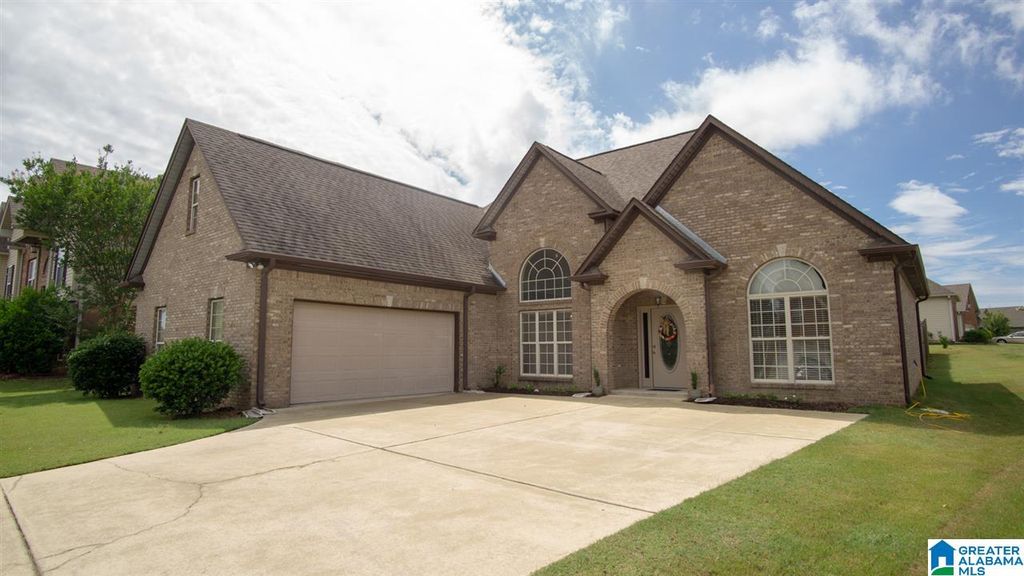 380 Waterford Cove Trl, Calera, AL 4 Bed, 4 Bath SingleFamily Home