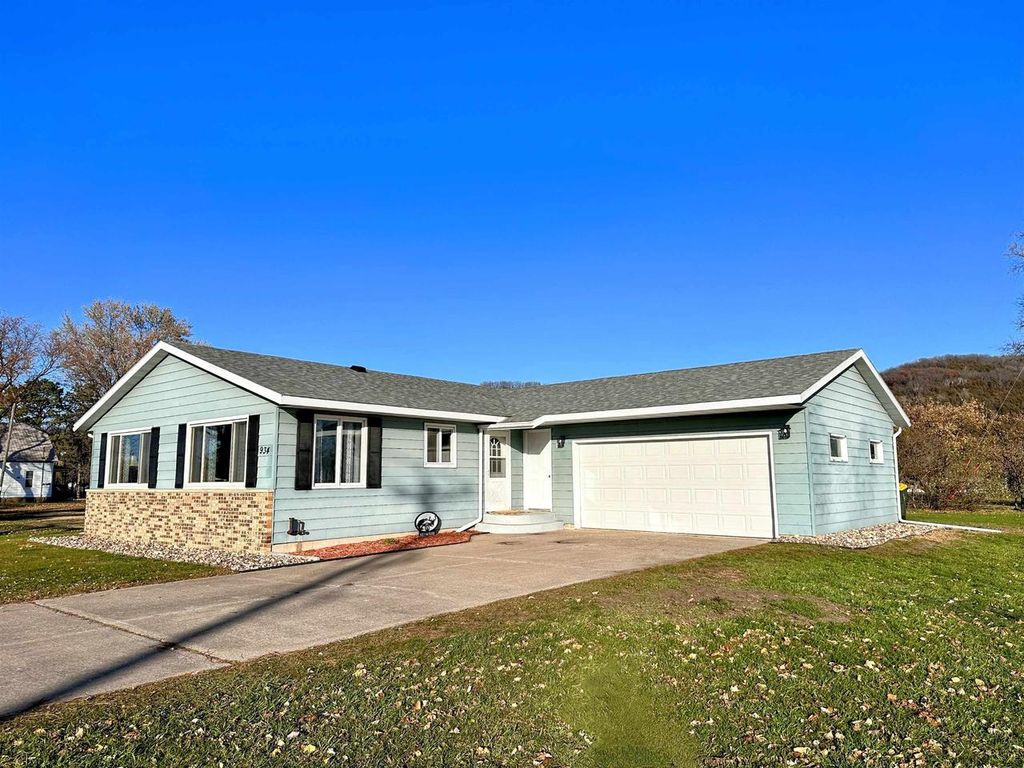 934 South Fremont Street, Prairie Du Chien, WI 53821 Trulia