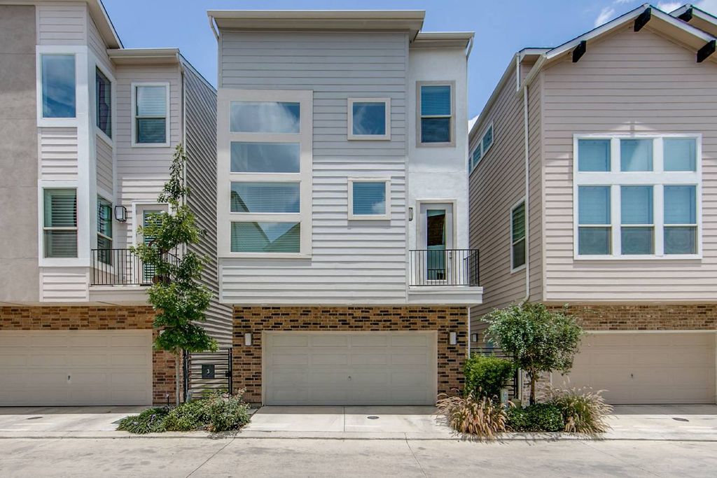 3839 Harry Wurzbach Rd #3, San Antonio, TX 78209