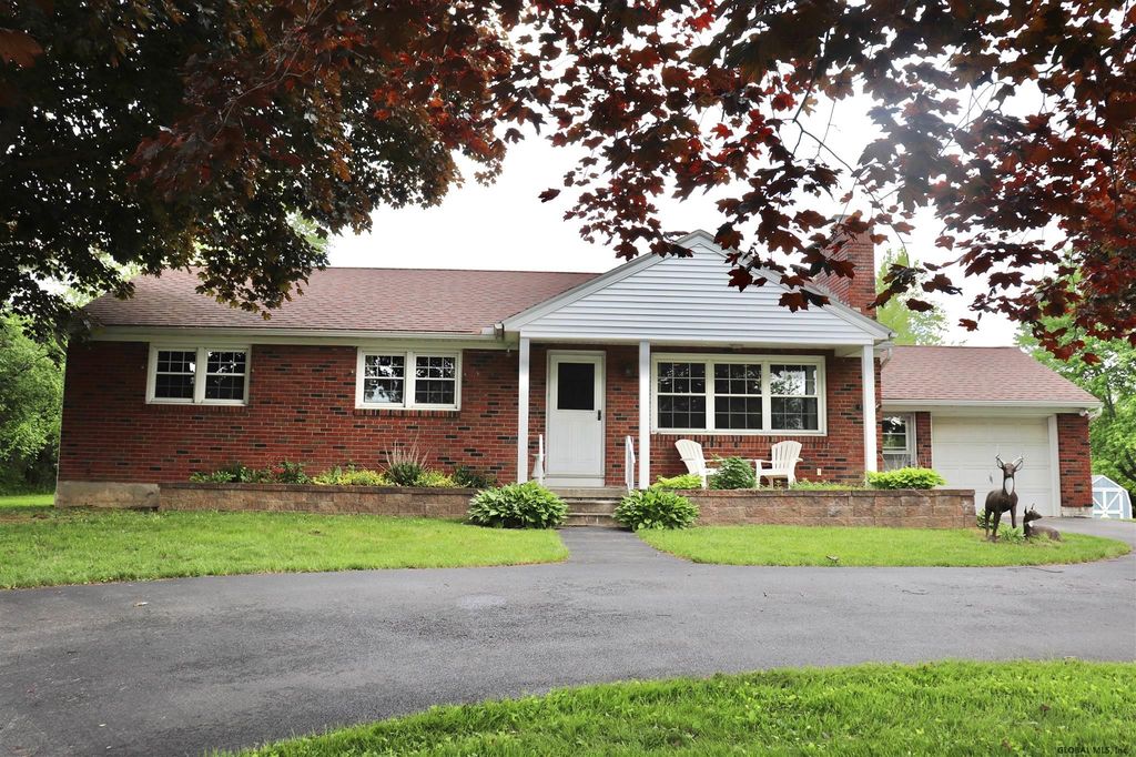 850 Duanesburg Rd, Schenectady, NY 2 Bed, 1 Bath Single