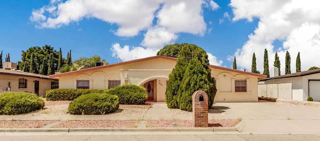 3321 Running Deer Dr, El Paso, TX - 4 Bed, 3 Bath Single-Family Home