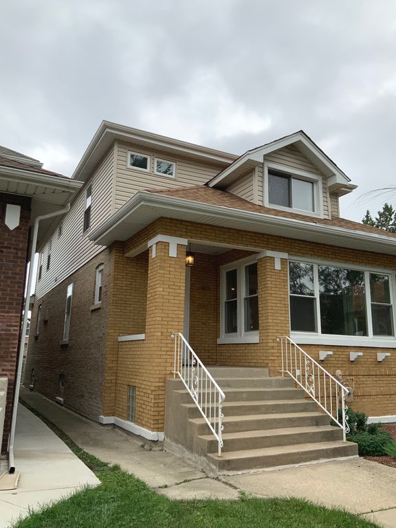 5030 N Central Park Ave, Chicago, IL 60625