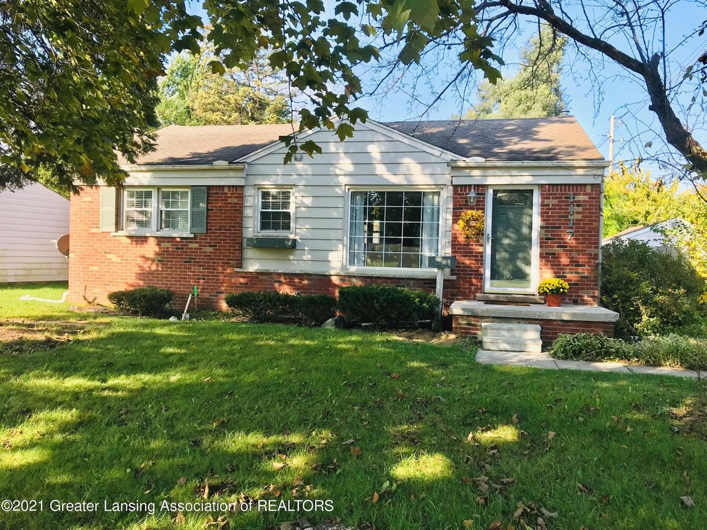 1117 Mitchell Ave, Lansing, MI 48917