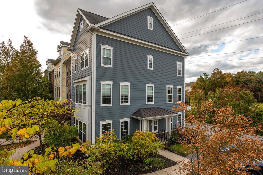 6051 Talbot Dr, Ellicott City, MD 21043