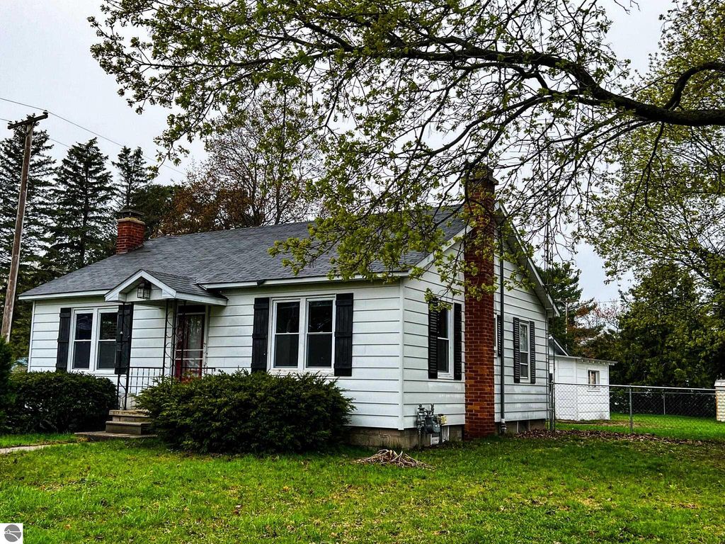 212 Lincoln St, Kalkaska, MI 49646 Trulia