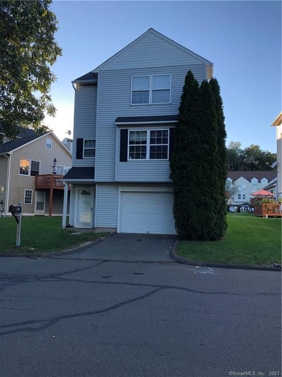 2390 State St #L29C, Hamden, CT 06517