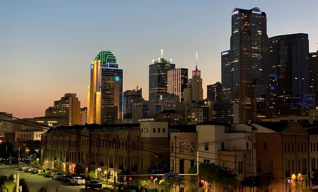 906 S Cesar Chavez Blvd, Dallas, TX 75201