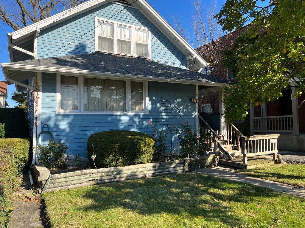 419 N Northwest Hwy, Park Ridge, IL 60068