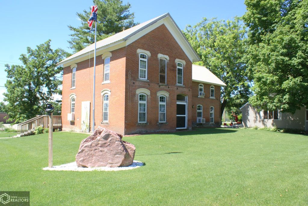 922 3rd Ave, Ackley, IA 50601 Trulia