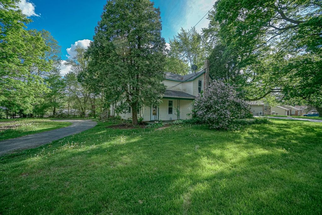 2431 Sandy Hollow Rd, Rockford, IL 61109 Trulia