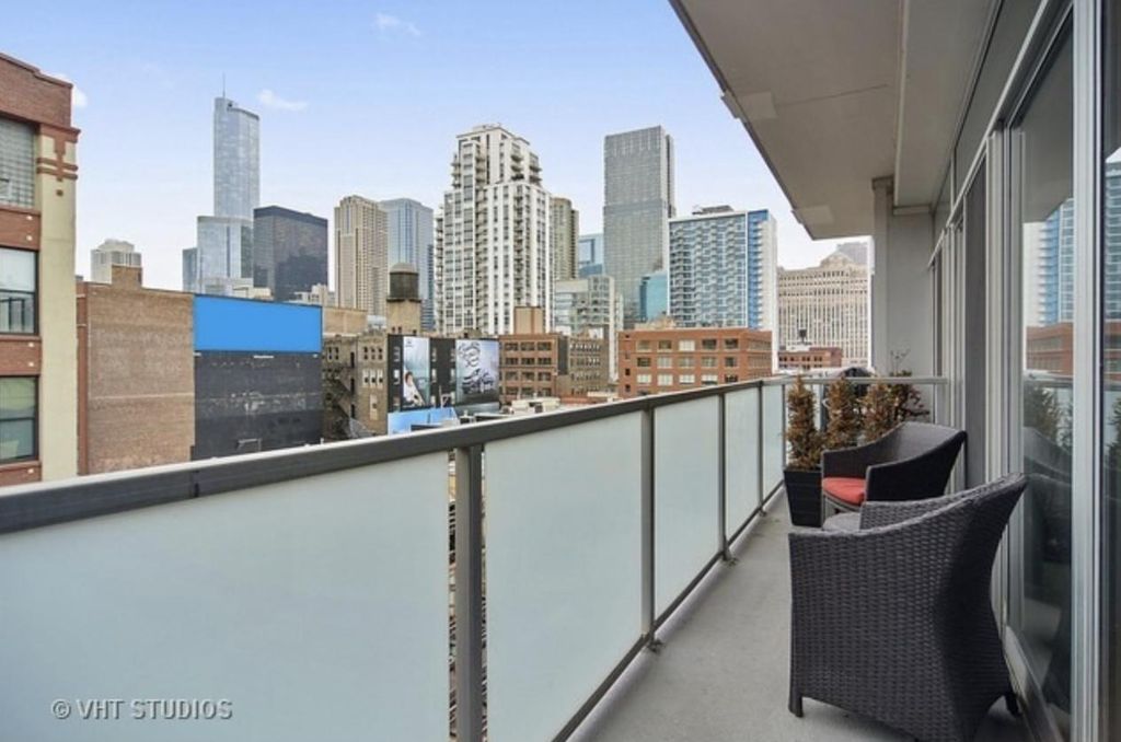 630 N Franklin St, Chicago, IL 60654