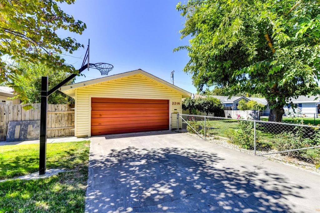 2216 Wood Cliff Way, Rancho Cordova, CA 95670 Trulia