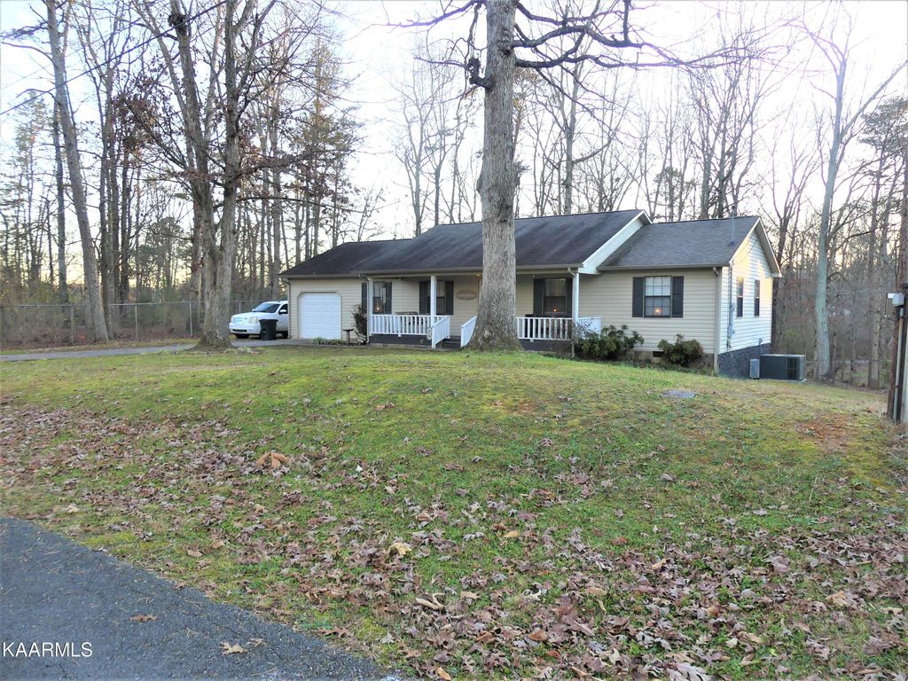 151 County Road 150, Riceville, TN 37370
