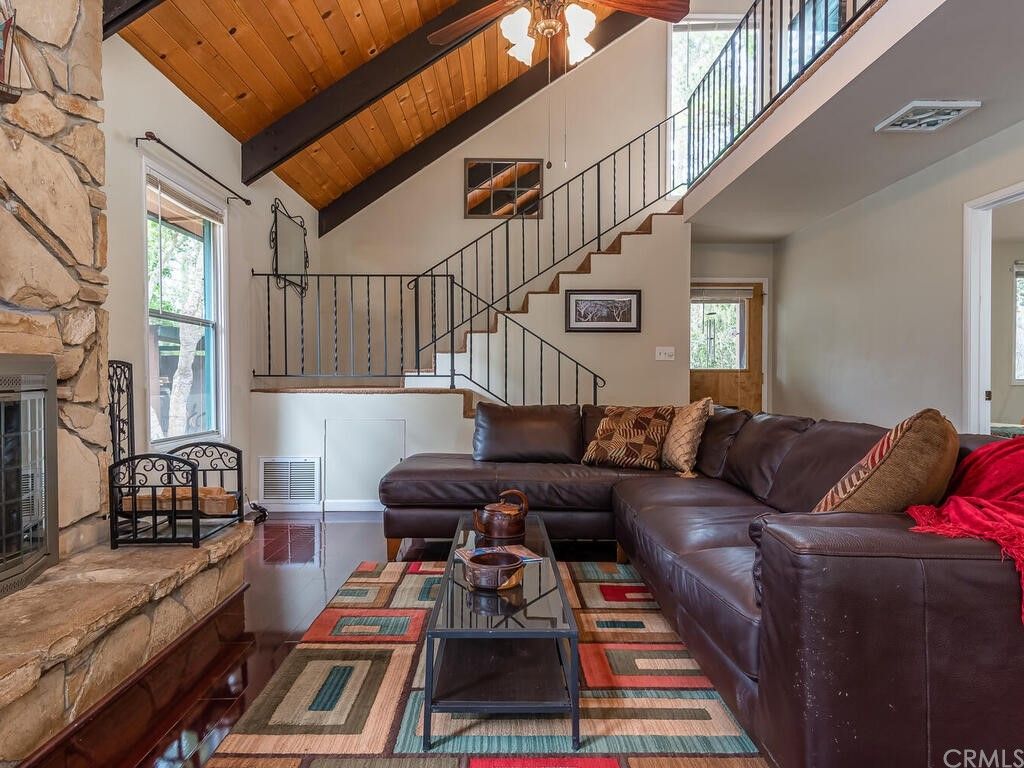 1949 Dreydon Ave, Cambria, CA 93428