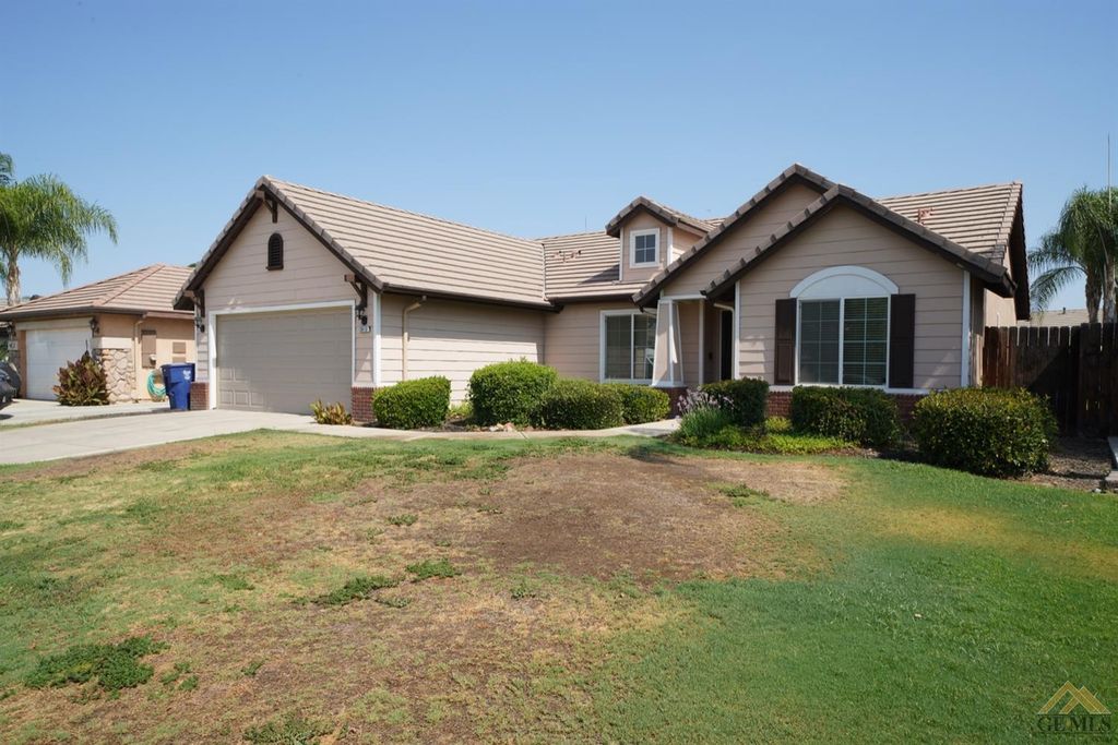 12412 Valentano Ave, Bakersfield, CA 93312