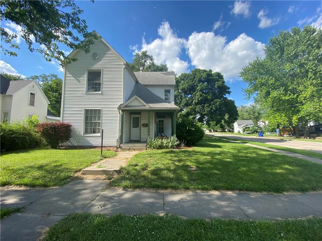 702 Wilkerson St, Sedalia, MO 3 Bed, 1 Bath SingleFamily Home 56