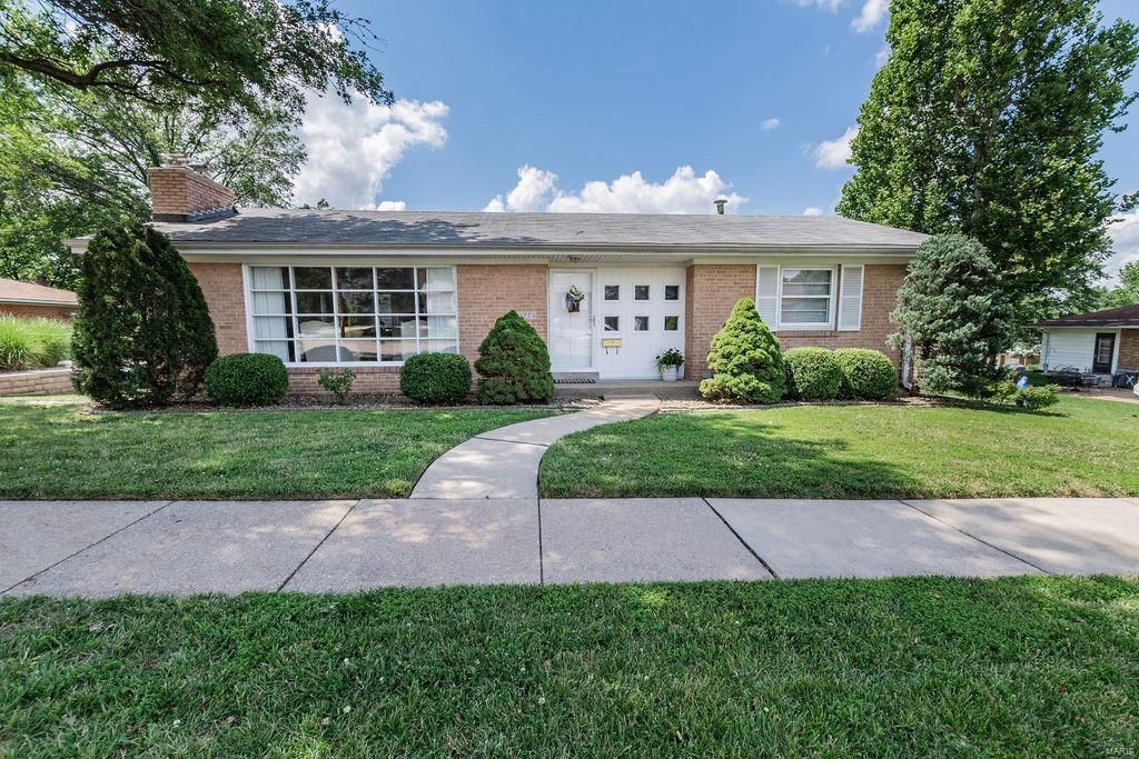 9224 Reavis Barracks Rd, Saint Louis, MO 63123 Trulia