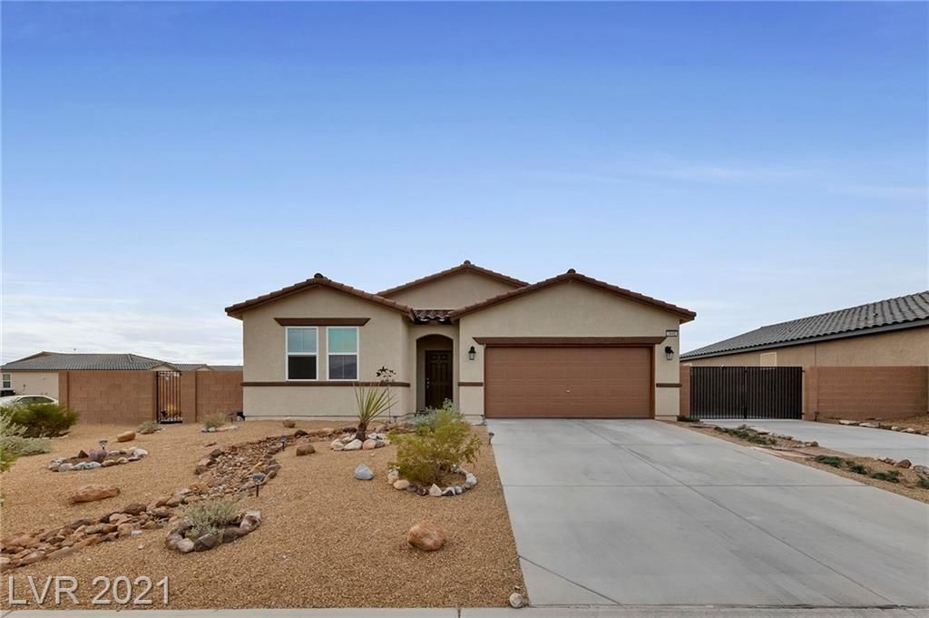 3645 E Moffat Ave, Pahrump, NV 89061
