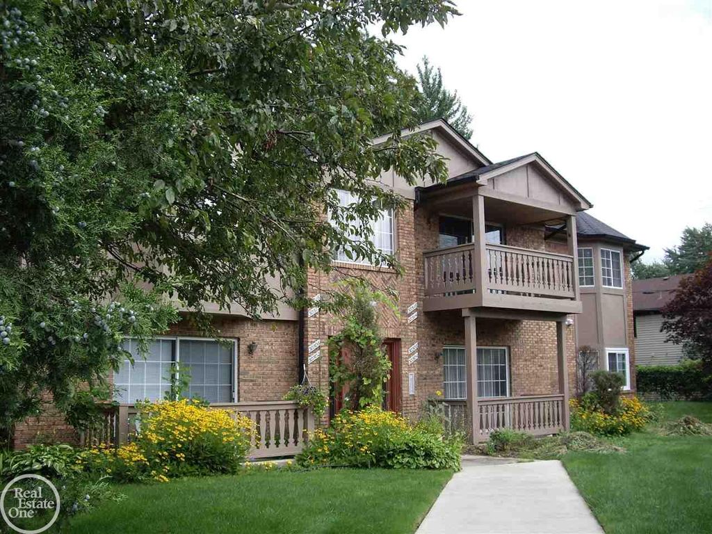 30514 Oakridge Manor Dr, Roseville, MI 48066 Trulia